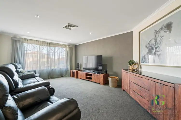49 Fairbairn Road, Coogee WA 6166
