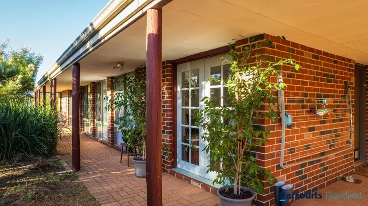 44 Robinia Way, Kangaroo Gully WA 6255
