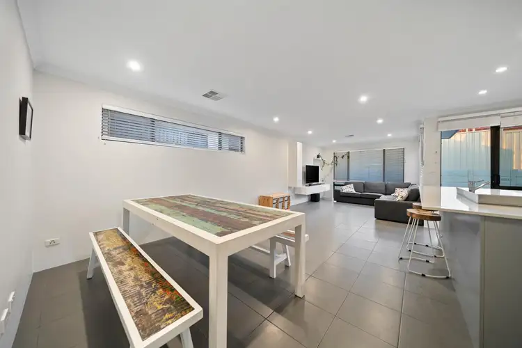 4A Wychcross Street, Westminster WA 6061