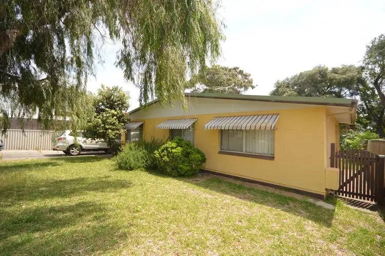 10 Tallas Road, Silver Sands WA 6210