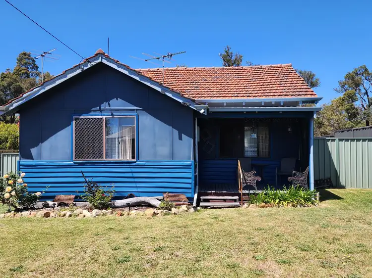 20 Telfer Crescent, Collie WA 6225