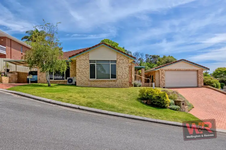 Fifth view of Homely house listing, 2 Hamlin Rise, Middleton Beach WA 6330