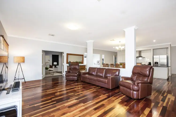 11 Fewson Turn, Ellenbrook WA 6069