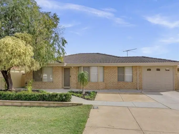 17 Lakewook cove, Kenwick WA 6107