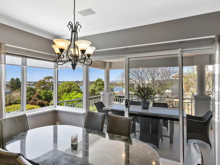 77 River View Terrace, Mount Pleasant WA 6153