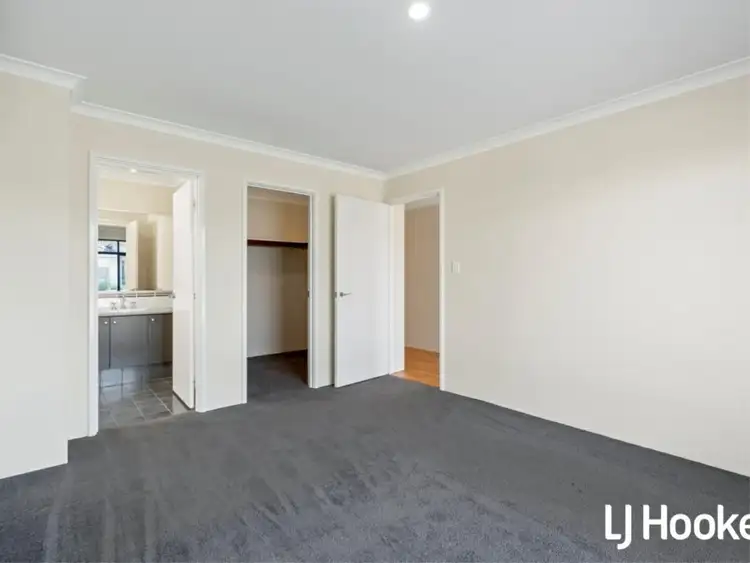 Fourth view of Homely house listing, 5 Northwood Loop, Thornlie WA 6108