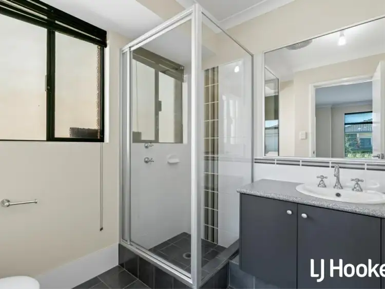 Fifth view of Homely house listing, 5 Northwood Loop, Thornlie WA 6108