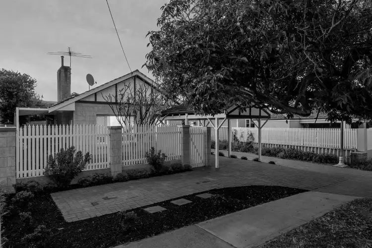 201A Huntriss Road, Doubleview WA 6018