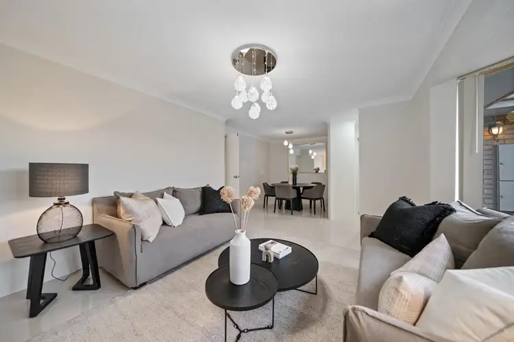 8 Granton Way, Kingsley WA 6026