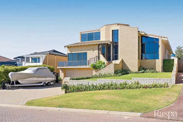 4 Parakeet Way, Coogee WA 6166