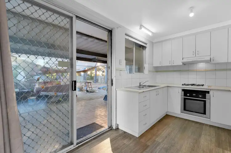 Sixth view of Homely house listing, 20 Adelina Court, Camillo WA 6111