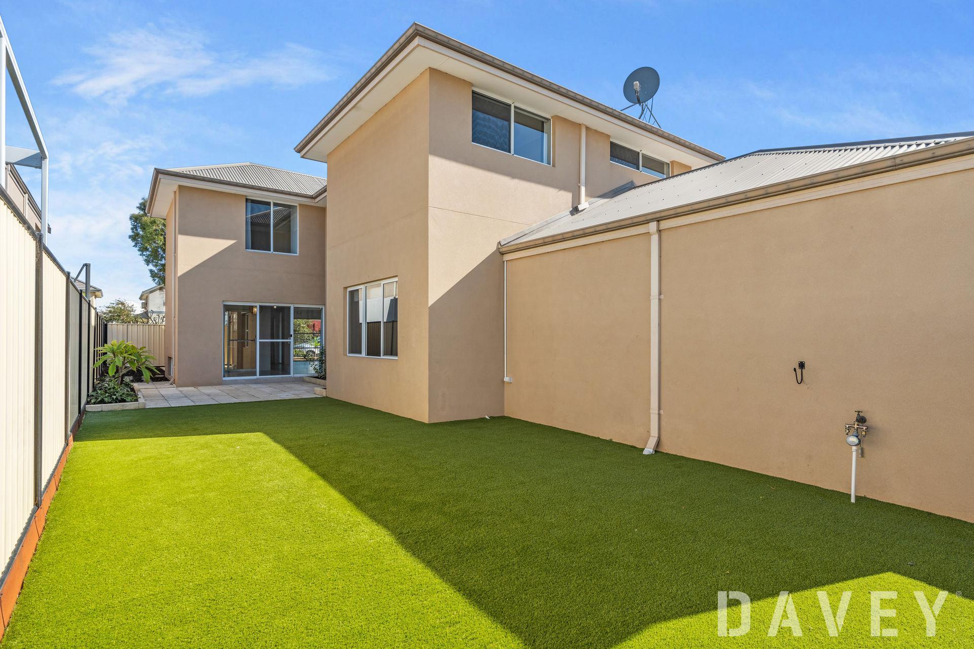 Sixth view of Homely house listing, 221 Ocean Keys Boulevard, Clarkson WA 6030