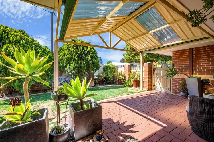2/32 Carcoola Street, Nollamara WA 6061