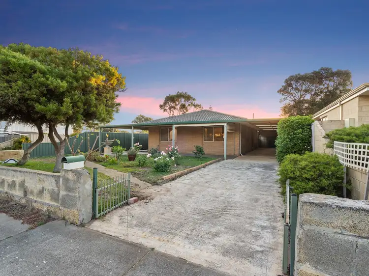 11 South  Road, Shoalwater WA 6169