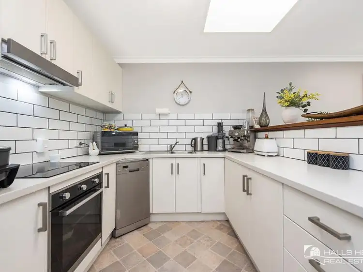 4/10 Stevenson Street