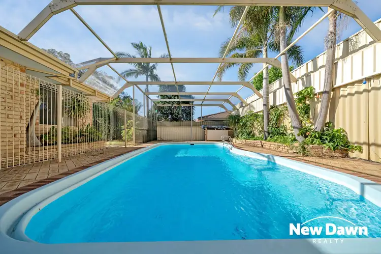 34 Christowe Drive, Swan View WA 6056