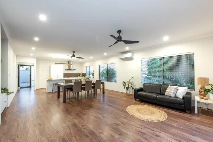 22B Lagoon Place, Beldon WA 6027