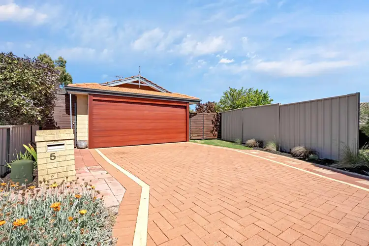 5 Europa Court, Kallaroo WA 6025