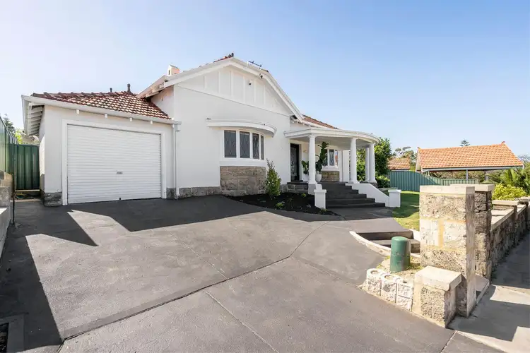 Second view of Homely house listing, 1A Alexander Drive, Menora WA 6050