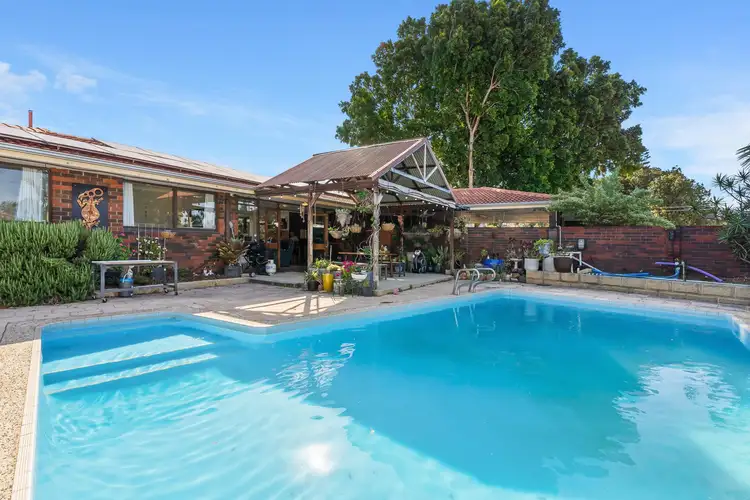 11 Elsie Street, Gosnells WA 6110