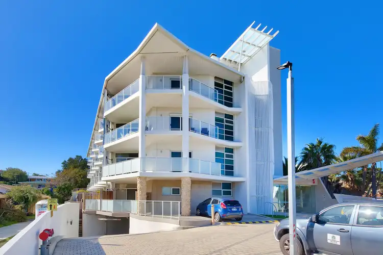 28/272 West Coast Highway, Scarborough WA 6019
