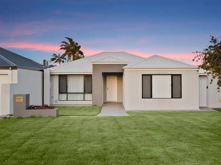 34 Biscayne Street, Safety Bay WA 6169