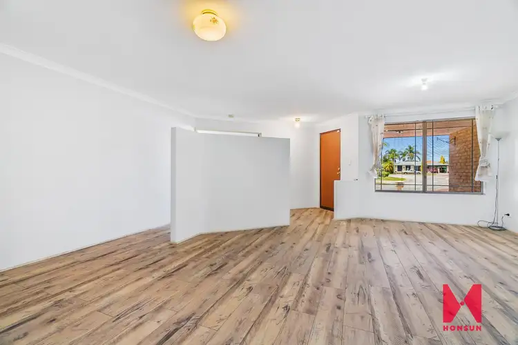 Fourth view of Homely house listing, 5 Conway Place, Huntingdale WA 6110
