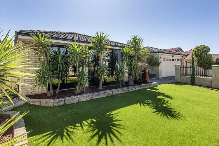 8 Potter Street, Huntingdale WA 6110
