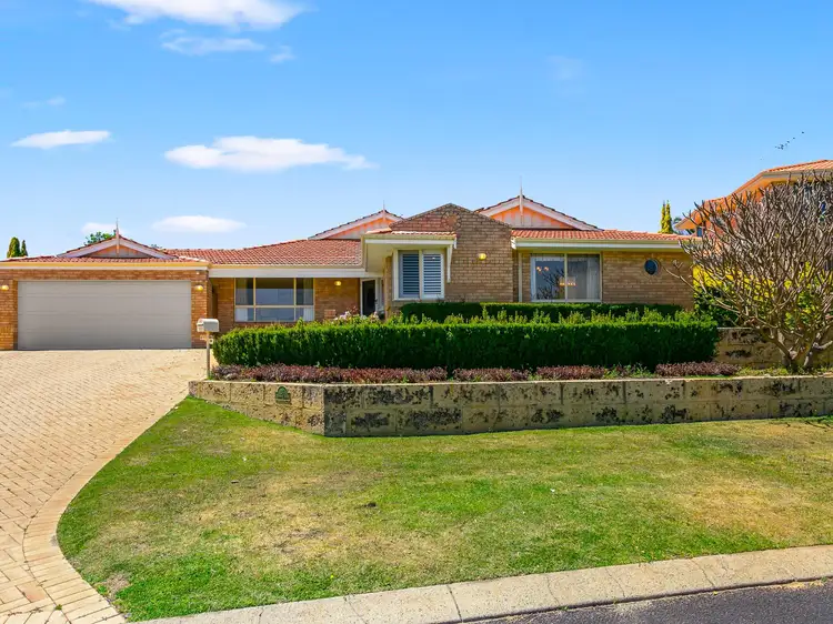 34 Lucraft Gardens, Winthrop WA 6150