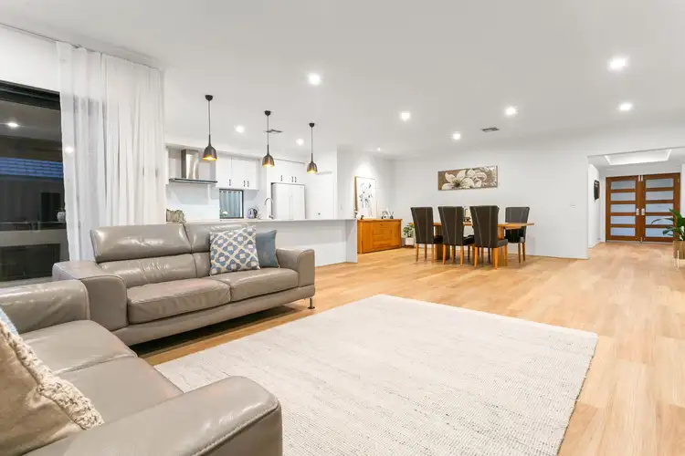 Fifth view of Homely house listing, 11 Neroli Link, Atwell WA 6164