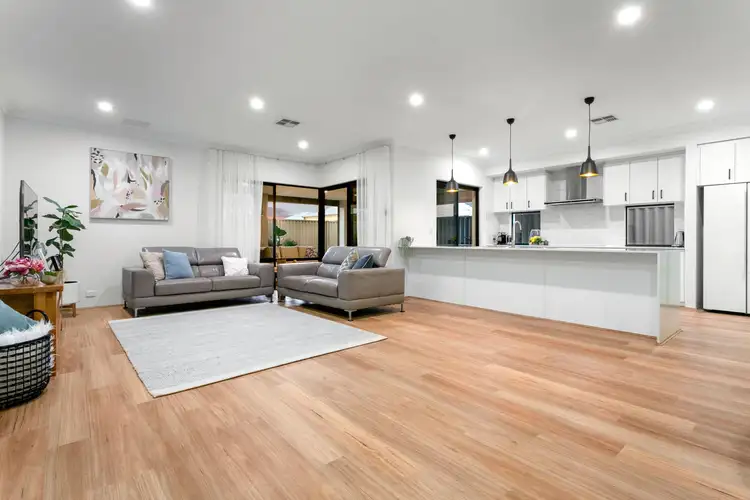 Sixth view of Homely house listing, 11 Neroli Link, Atwell WA 6164