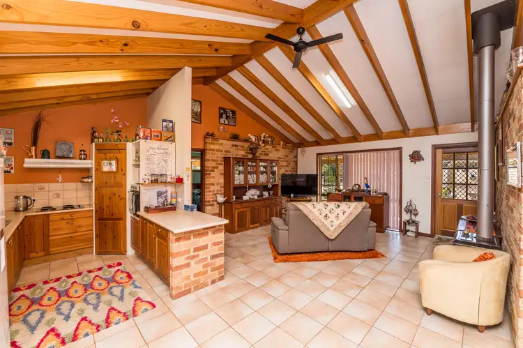 Fourth view of Homely house listing, 417 Parkland Dr, Julimar WA 6567