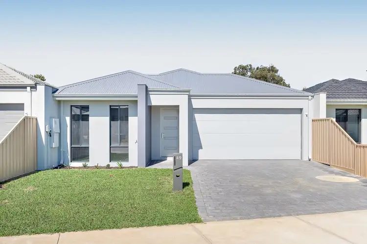 49 Ashcroft Loop, Wattle Grove WA 6107