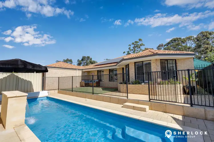 30 Phar Lap Road, Wattle Grove WA 6107