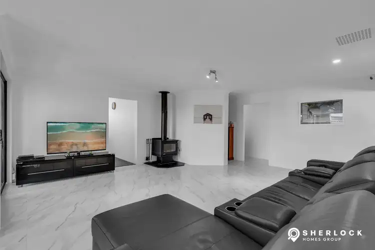Sixth view of Homely house listing, 30 Phar Lap Road, Wattle Grove WA 6107