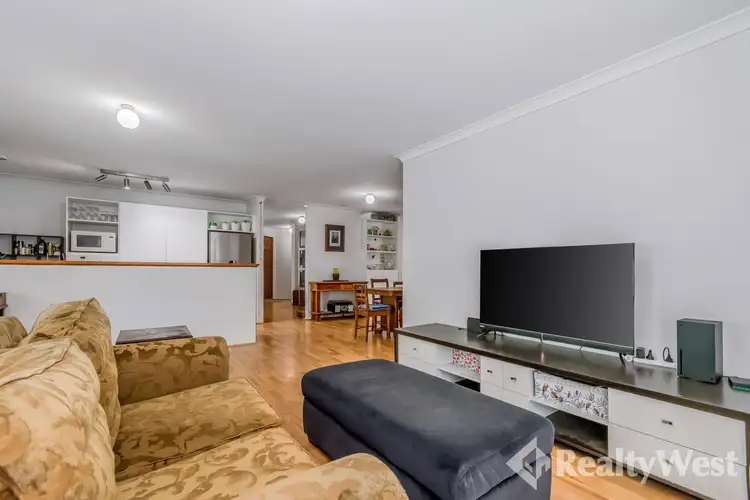 11 Philomel Close, Redcliffe WA 6104