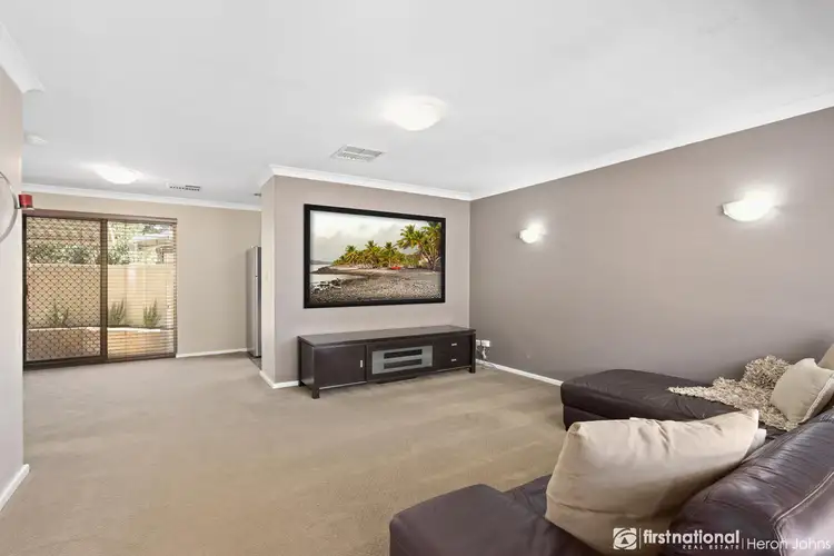 Fifth view of Homely villa listing, 1/5 Kitchener Road, Melville WA 6156