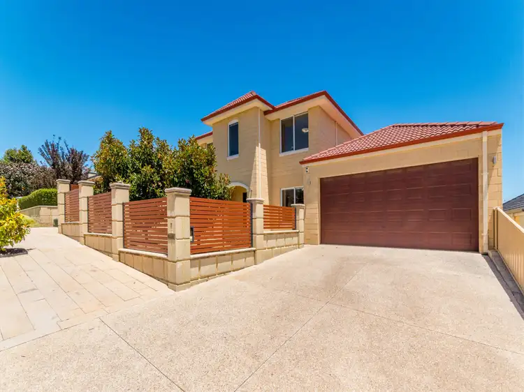 Main view of Homely house listing, 7 Dunedin Chase, Hocking WA 6065