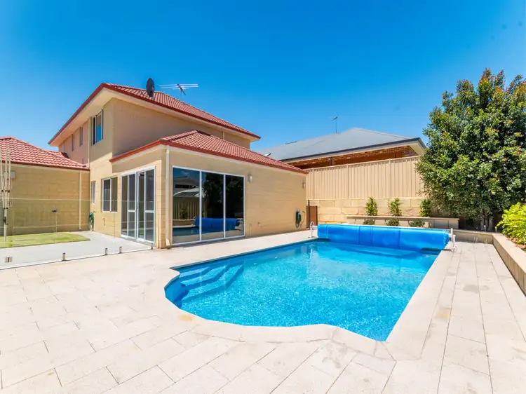 Second view of Homely house listing, 7 Dunedin Chase, Hocking WA 6065