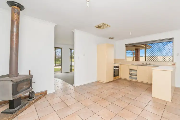 Fifth view of Homely house listing, 2 Kookaburra Way, Gosnells WA 6110