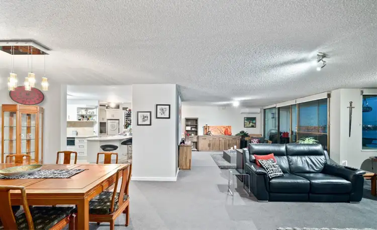 10W/14-16 Kings Park Avenue