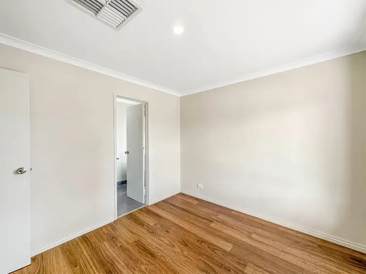 Fifth view of Homely house listing, 2 Mcgrath Place, Seville Grove WA 6112