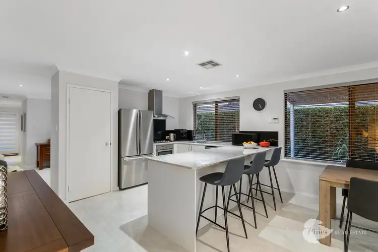 Sixth view of Homely house listing, 33 Pavilion Circle, The Vines WA 6069