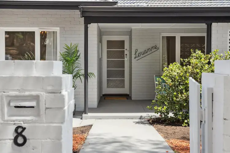 8 Deakin Street, Swanbourne WA 6010