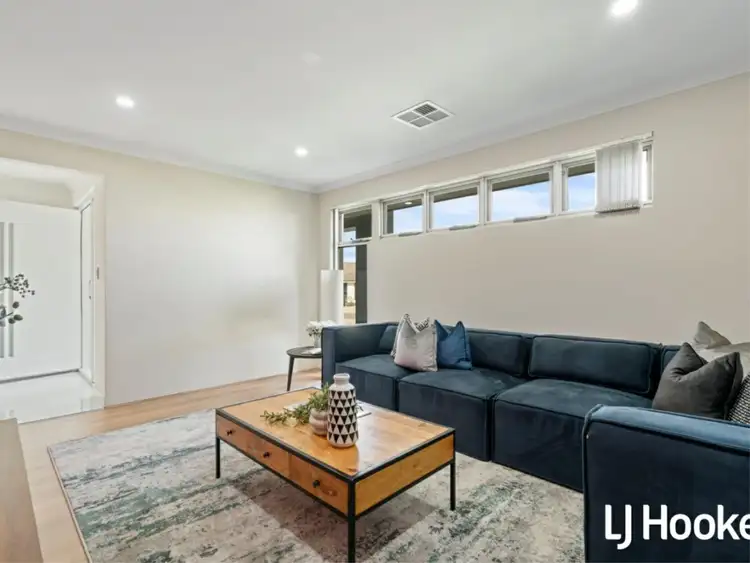 Fifth view of Homely house listing, 11 Varazze Way, Piara Waters WA 6112