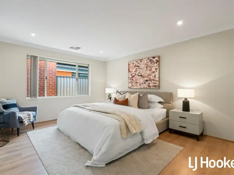 Sixth view of Homely house listing, 11 Varazze Way, Piara Waters WA 6112