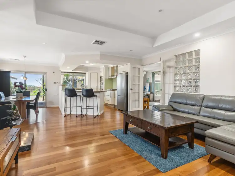 Sixth view of Homely house listing, 3 Huron Court, Leeming WA 6149