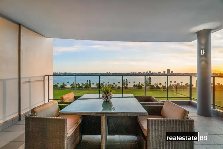 33/100 Terrace Road, East Perth WA 6004