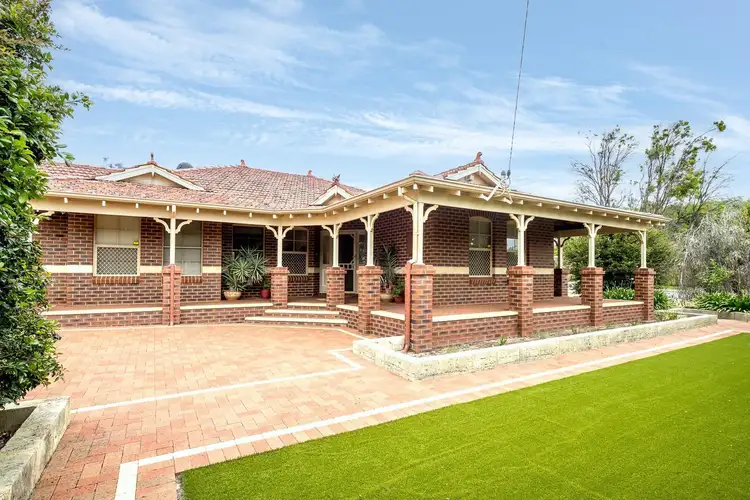 68 Ryan Way, Lesmurdie WA 6076