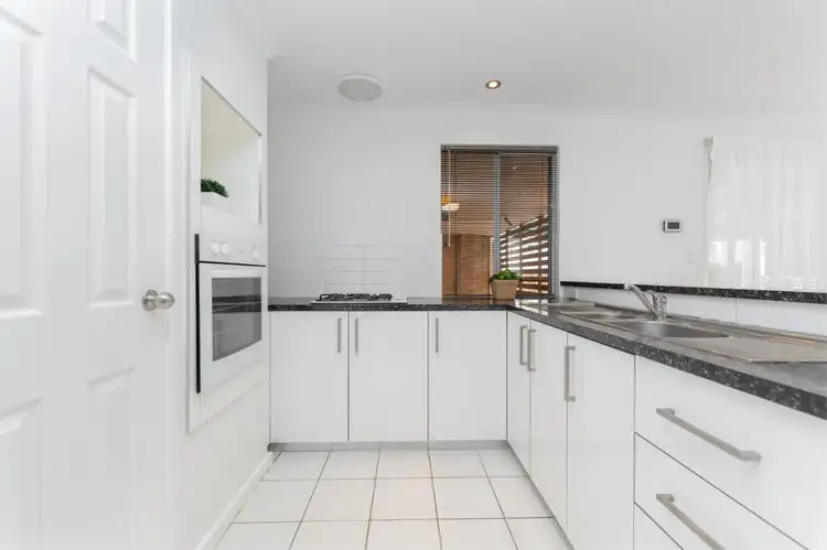 Fourth view of Homely villa listing, 2/73 Sixth Avenue, Maylands WA 6051